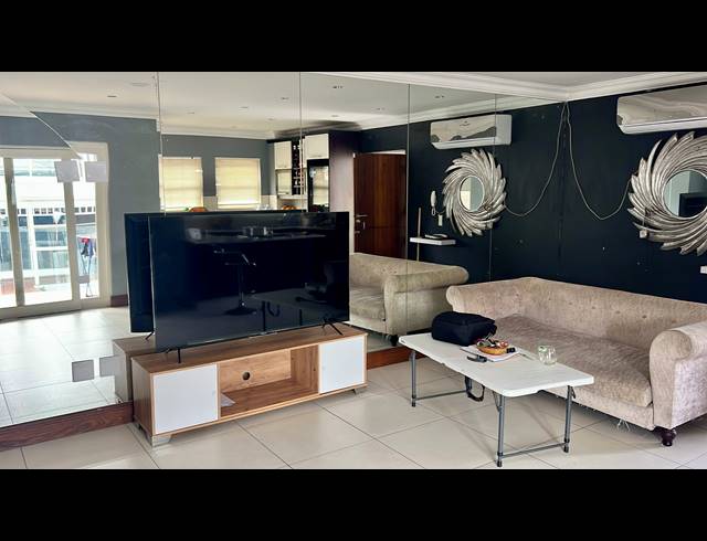 4 BEDROOM FREESTANDING FOR SALE IN WINDERMERE
